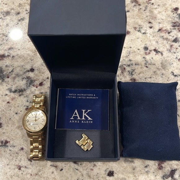 Anne Klein Gold Link Watch - Picture 4 of 16